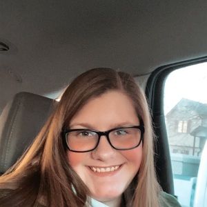 Meet your Posher, Nicole